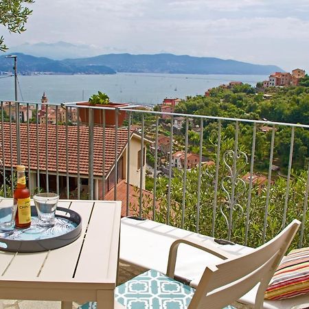 La Terrazza Con L'Ulivo - Guesthouse Con Terrazza E Vista Sul Golfo Dei Poeti Λα Σπέτσια Εξωτερικό φωτογραφία